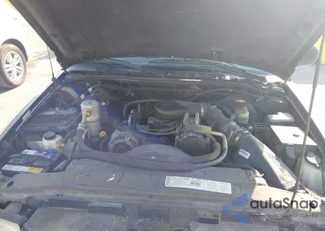 2000 GMC Sonoma из США, поврежденный, VIN 1GTCS19W2Y8251748